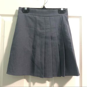 ‼️3/$15 High Waisted Half Pleated Skirt